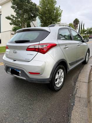 HYUNDAI HB20X 1.6 16V PREMIUM FLEX 4P AUTOMÁTICO